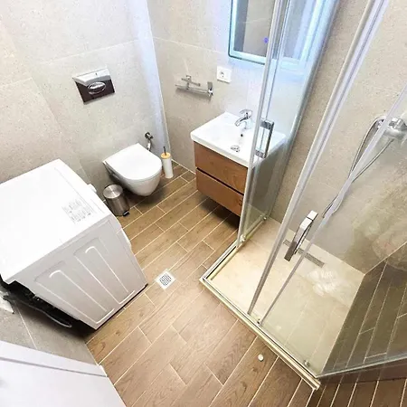 Durres Qered Apartments By As