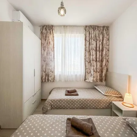 Durres Qered Apartments By As Golem (Tirana)